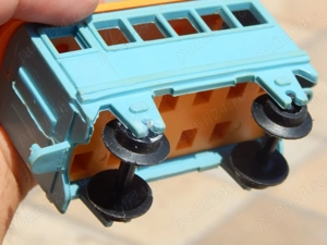 Jucarie vagon tren calatori plastic fabricat URSS 1980 defect - imagine 4
