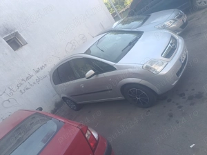 Vând Opel meriva 16 benzina  - imagine 2 Vând Opel meriva 16 benzina  - imagine 2