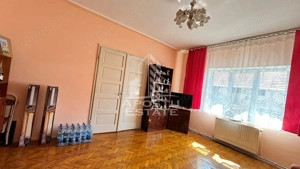 Apartament cu 2 camere la curte comuna in - imagine 6 Apartament cu 2 camere la curte comuna in - imagine 6