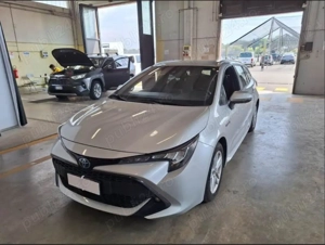 Toyota Corolla 1.8 HSD Business