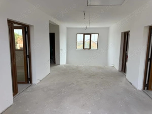 PROPRIETAR CASA LA PARTA 10 km deTIMISOARA.constructie 2023. toate utilitatile. - imagine 8