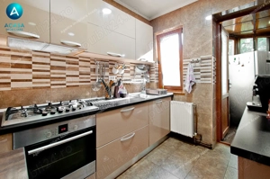 Casa situata in zona centrala cu arhitectura Art Deco - imagine 14