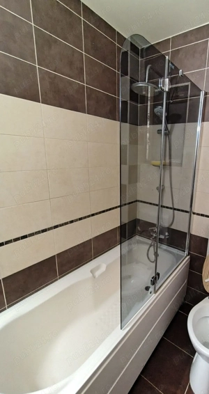 Vând cadă baie cu sau fără paravan