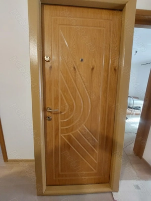 Vand ușa  metalica  intrare  apartament  Constanța , preț 650  lei