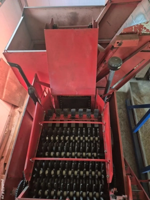 vand bourgoin Md8 ( urgent) - imagine 3