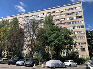 APARTAMENT 3 camere, Piata Gorjului