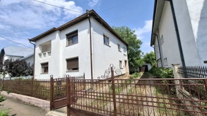 Casa de vanzare zona rezidentiala  - imagine 2