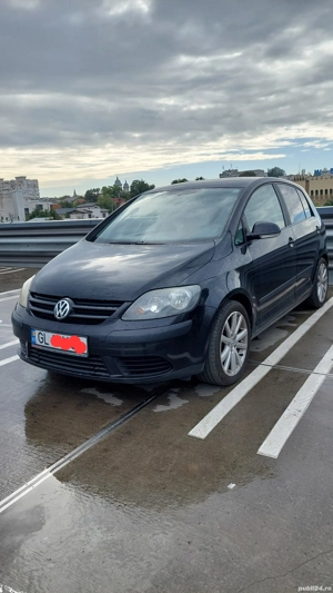 Proprietar, vând Vw golf 5 plus