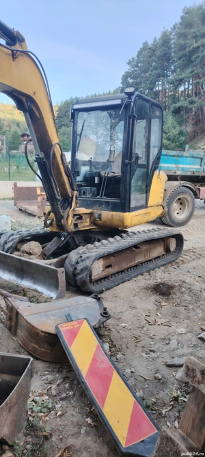 miniexcavator caterepilar 304.5 an 2002 - imagine 2