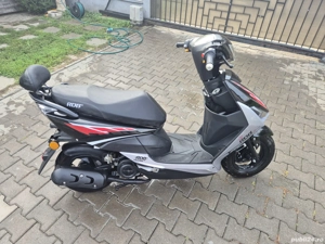 vand scooter 50 cc benzina - imagine 2 vand scooter 50 cc benzina - imagine 2