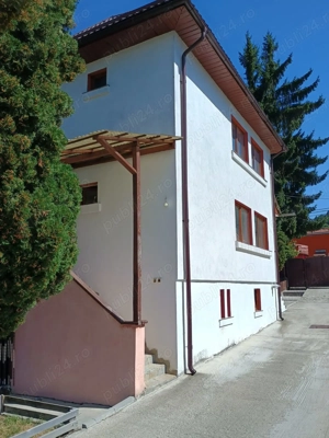 Inchiriez Apartament 3 camere la vila termen lung minim 6 luni