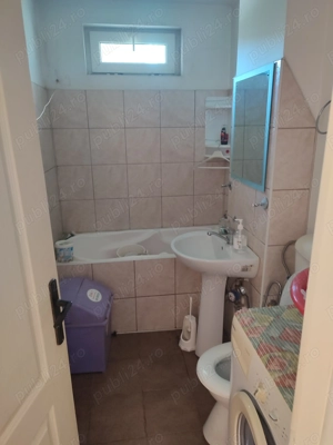 Vând apartament cu trei camere semidecomandate parter Terezian 62mp  - imagine 4