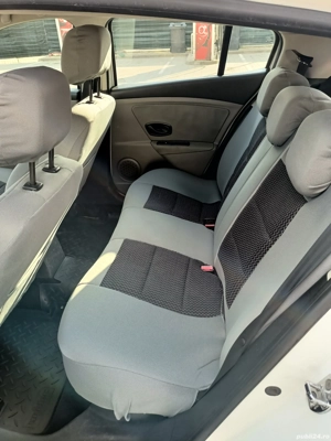 Vând Renault Megane lll - imagine 5