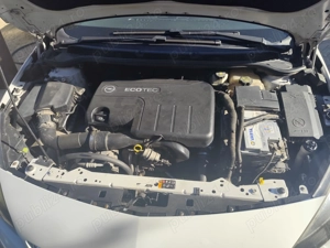 Vând sau schimb Astra j 1.7  2013 - imagine 5 Vând sau schimb Astra j 1.7  2013 - imagine 5