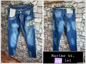 Blugi Dsquared, marime 44, noi cu etichetă 