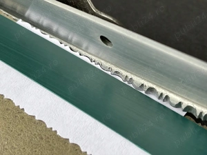 Ghilotina zimtata veche pentru fotografii , margini decorative fotografice