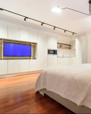 Piata Universitatii garsoniera disponibila pe termen lung