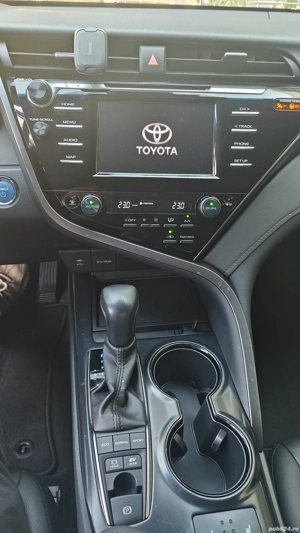  *** Toyota CAMRY- hybrid, An- 2020, TVA inclusa si deductib. - imagine 3