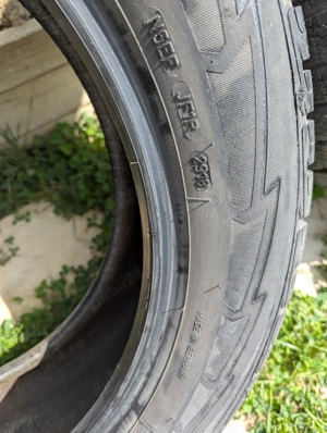 vand 2 anvelope de iarna SUV Goodyear 225 x55 R 19 - imagine 3