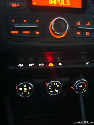 Dacia Duster 4x4  SUV Dci  27.000km garantie - imagine 5