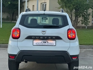 Dacia Duster 4x4  SUV Dci  27.000km garantie - imagine 2