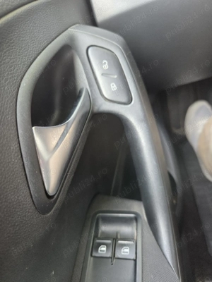 Unic propietar, autoturism in stare estetica si tehnica foarte buna. - imagine 10 Unic propietar, autoturism in stare estetica si tehnica foarte buna. - imagine 10