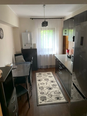 Vand apartament in centru - imagine 3