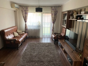 Vand apartament in centru - imagine 2