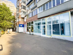 Spatiu comercial 32,2mp Dristor McDonald's Metrou Stradal Camil Ressu