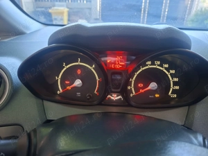 Vând Ford Fiesta 1.4 Diesel 2008 Unic propietar - imagine 5