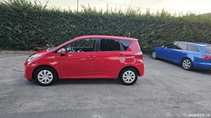 Toyota Verso S 1.4 Benzina Euro 5 Navigație Mare Touran  - imagine 3