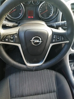 Opel astra j2011 - imagine 2