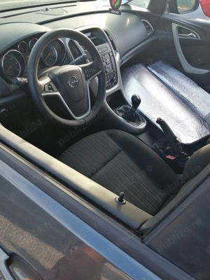 Opel astra j2011 - imagine 3