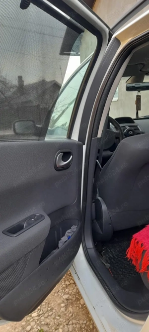 Renault Megane 2 2009 - imagine 2 Renault Megane 2 2009 - imagine 2