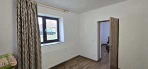 Vand Schimb cu apartament Casa Zimandunou  - imagine 5