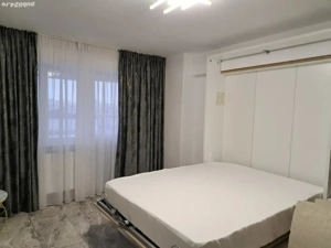 Particular ultracentral - imagine 7