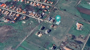 Loc de casa de 448mp în Livada