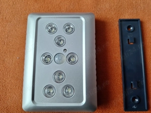 Lanterna - Lampa  -  Proiector - LED cu senzor PIR - imagine 2