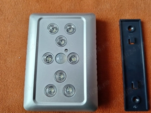 Lanterna - Lampa  -  Proiector - LED cu senzor PIR - imagine 3