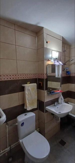 Vând apartament decomandat , cu două camere și două balcoane , la etaj 2  - imagine 6 Vând apartament decomandat , cu două camere și două balcoane , la etaj 2  - imagine 6