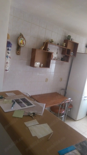  Proprietar - Inchiriez apartament 3 camere - imagine 10