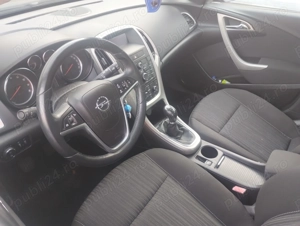 Vând Opel Astra J 1.4 turbo benzina 140 cp - imagine 4