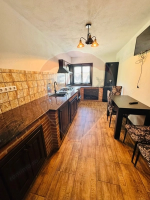 Casă / Vilă cu 4 camere de vânzare - imagine 11 Casă / Vilă cu 4 camere de vânzare - imagine 11