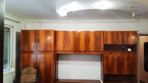 Dau în chirie apartament.