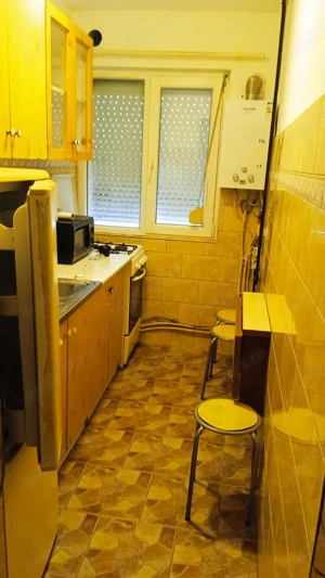 Dau în chirie apartament. - imagine 5 Dau în chirie apartament. - imagine 5