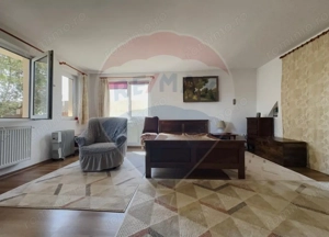 Casă / Vilă cu 6 camere de vânzare - imagine 5