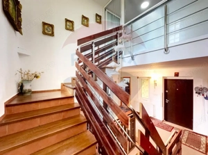 Casă / Vilă cu 6 camere de vânzare