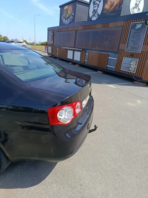 Vând autoturism Volkswagen Jetta 1.9 TDI  an 2008 - imagine 2