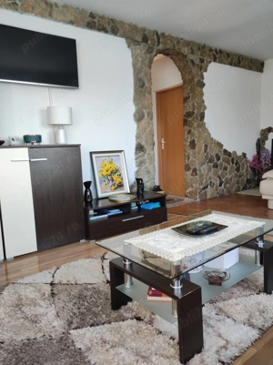 Vând sau schimb casă cu  apartament - imagine 4