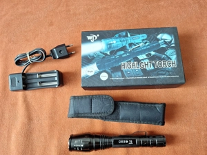 Lanterna LED Cree XML T6 cu 2 acumulatori husa si incarcator